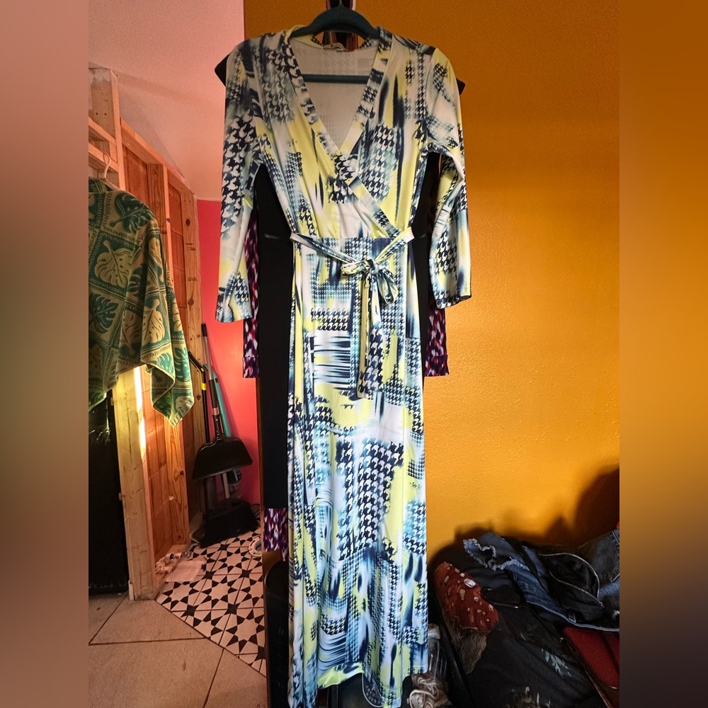 Elegant Long Sleeve Wrap Dress in Yellow and Blue
